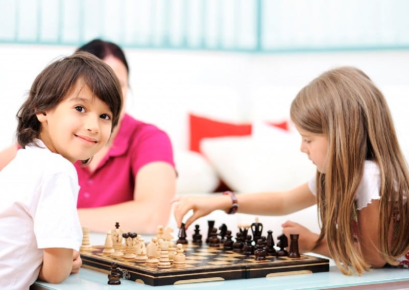 escuela infantil bilingüe en Valencia - clases de ajedrez en Valencia