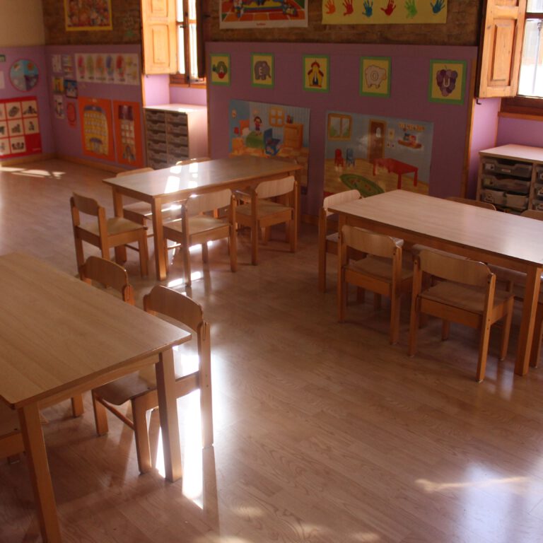 escuela infantil bilingüe en Valencia - clase iluminada