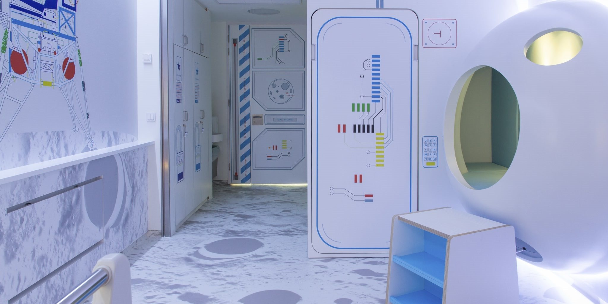 escuela infantil en Valencia - estacion lunar