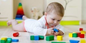 escuelas infantiles en valencia - piezas de colores