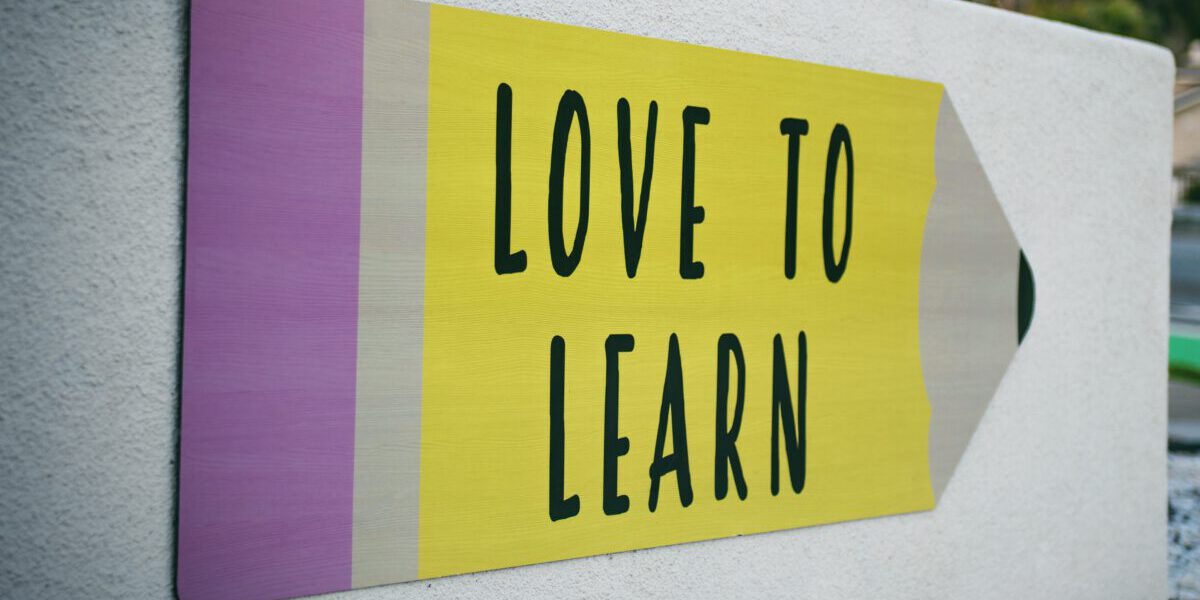 educacion infantil en ingles en Valencia – cartel educacion infantil en ingles en Valencia - cartel