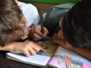 escuela infantil en inglés en Valencia - libro