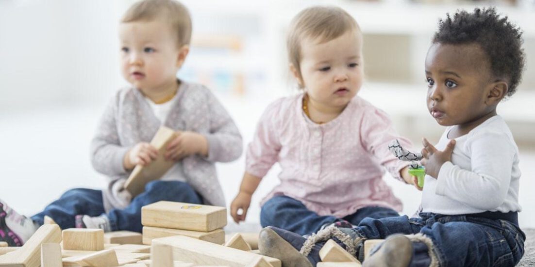 escuela infantil con inglés británico en Valencia – tres niños escuela infantil con inglés británico en Valencia - tres niños