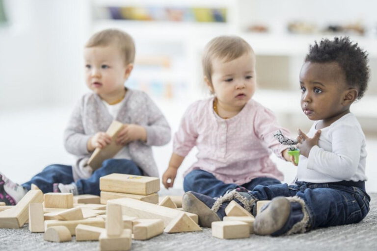 escuela infantil con inglés británico en Valencia – tres niños escuela infantil con inglés británico en Valencia - tres niños