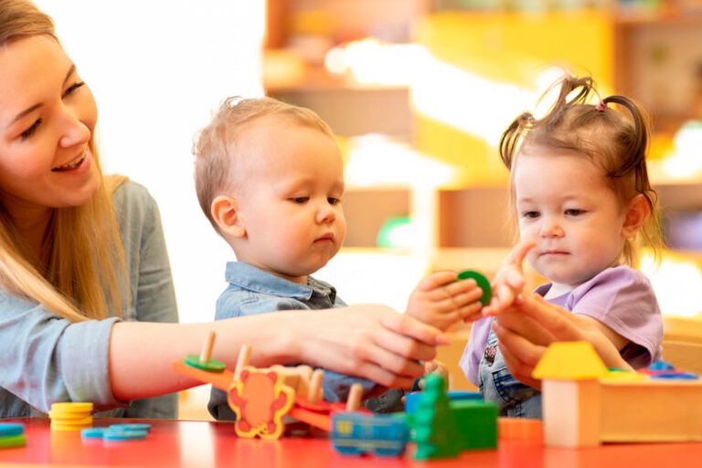 escuela infantil en inglés - jugueteas