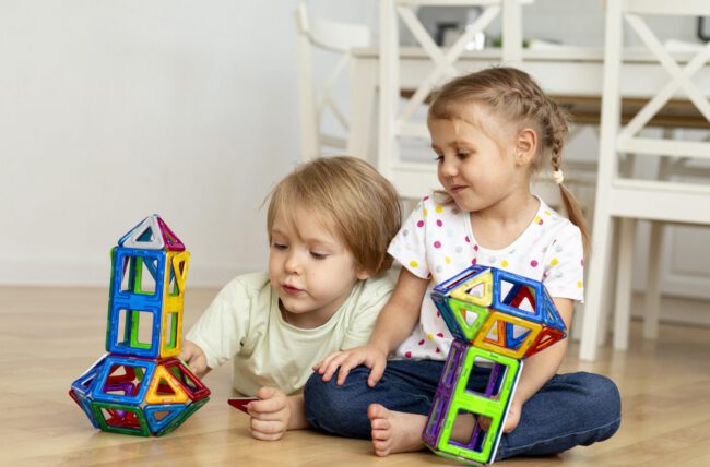 escuelas infantiles de verano en valencia - jugando