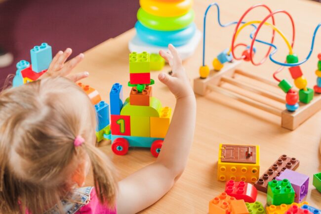 educación infantil en Valencia - juguetes