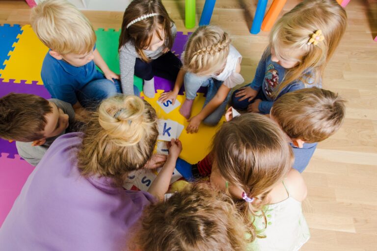 escuela infantil concertada en Valencia – suelo juguetes educacion infantil en valencia - suelo juguetes