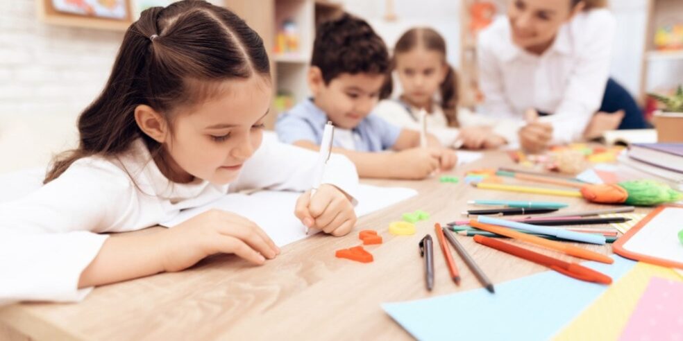 escuelas infantiles valencia -escribir