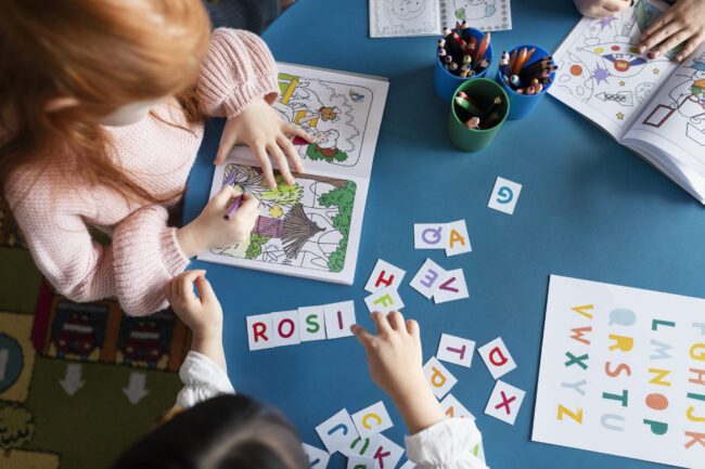 escuela infantil en inglés en Valencia-niña