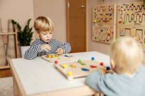 Aulas Montessori en Valencia - mesa